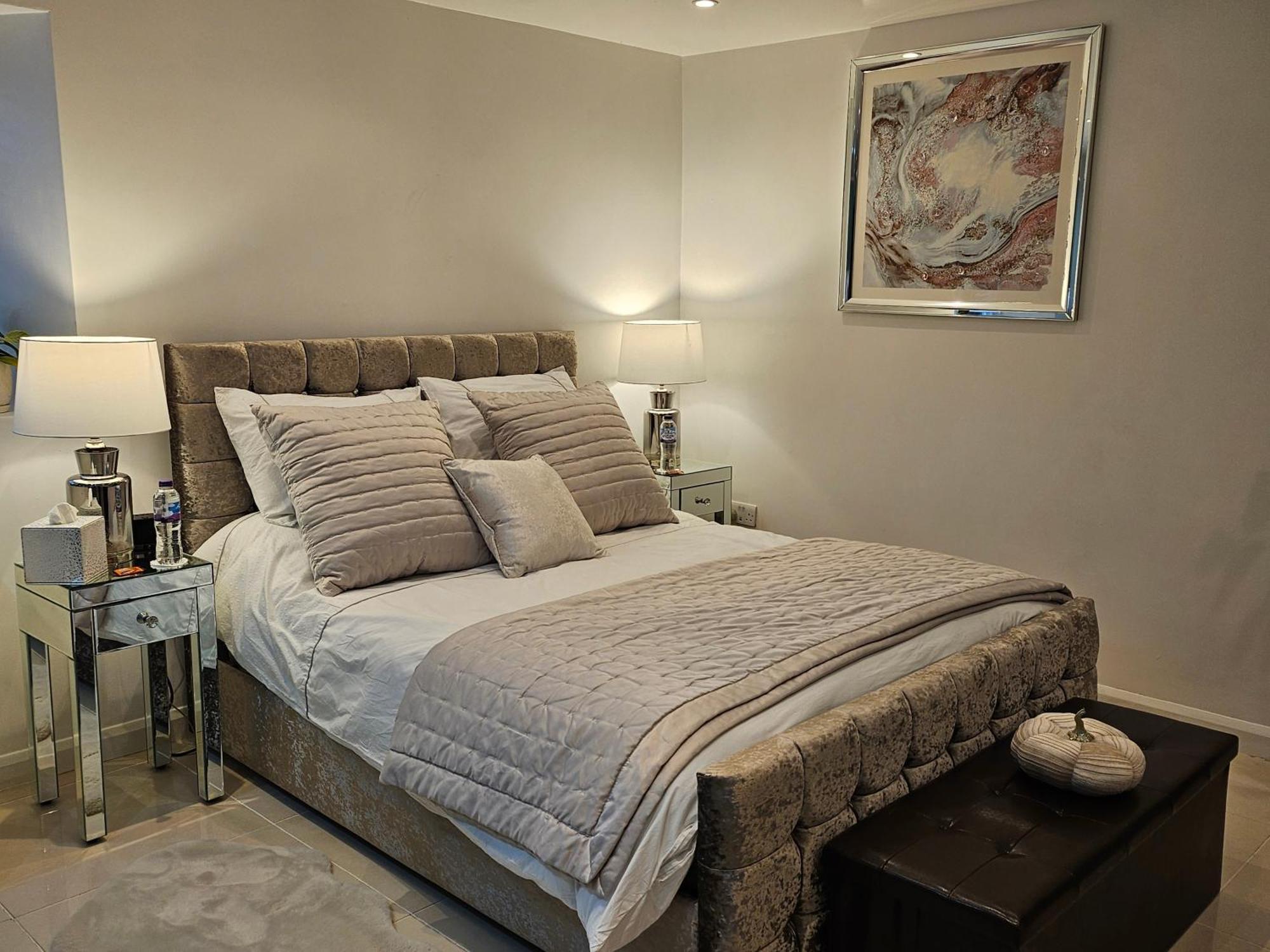 Beautiful One Bed Studio Flat - Dog Friendly 브리지워터 외부 사진
